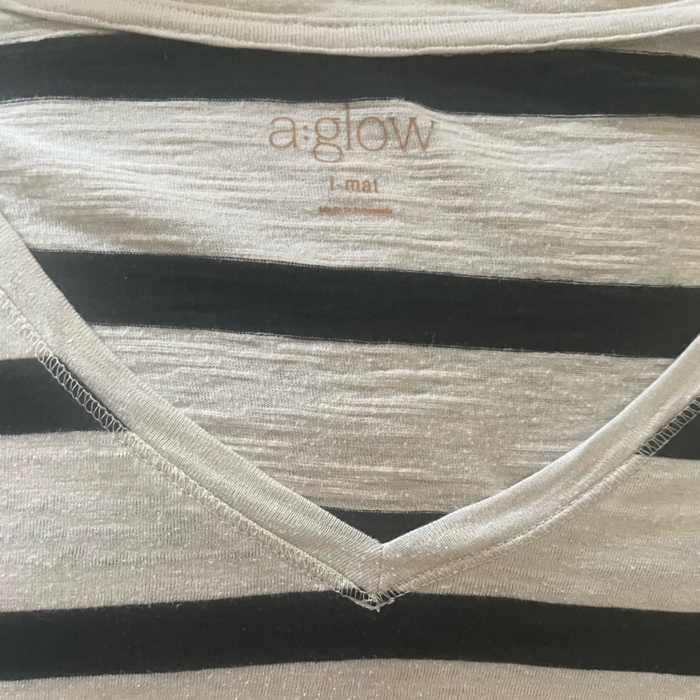 Large maternity shirt